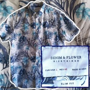 Denim & Flower Short Sleeve Button-Down · L